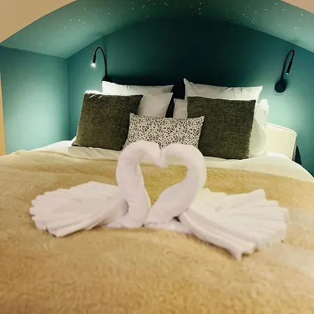 Casa Blanca Avec Acces Piscine Privee Sans Vis A Vis Frühstückspension